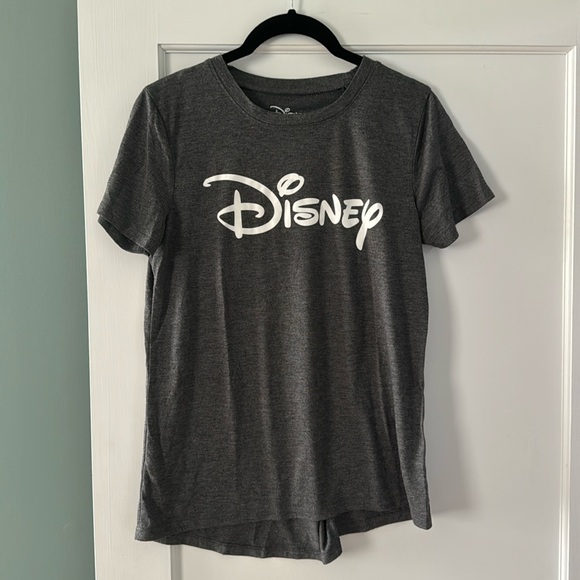 Disney Tee Size M - Picture 1 of 1